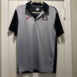Nike. Georgia Gameday Shirt. Medium